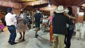 Noche cultural en San Francisco de Paján