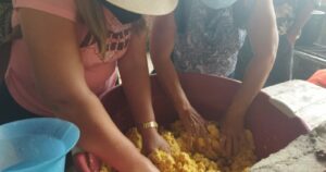 Tourisme local: elaborar tortillas de maíz 